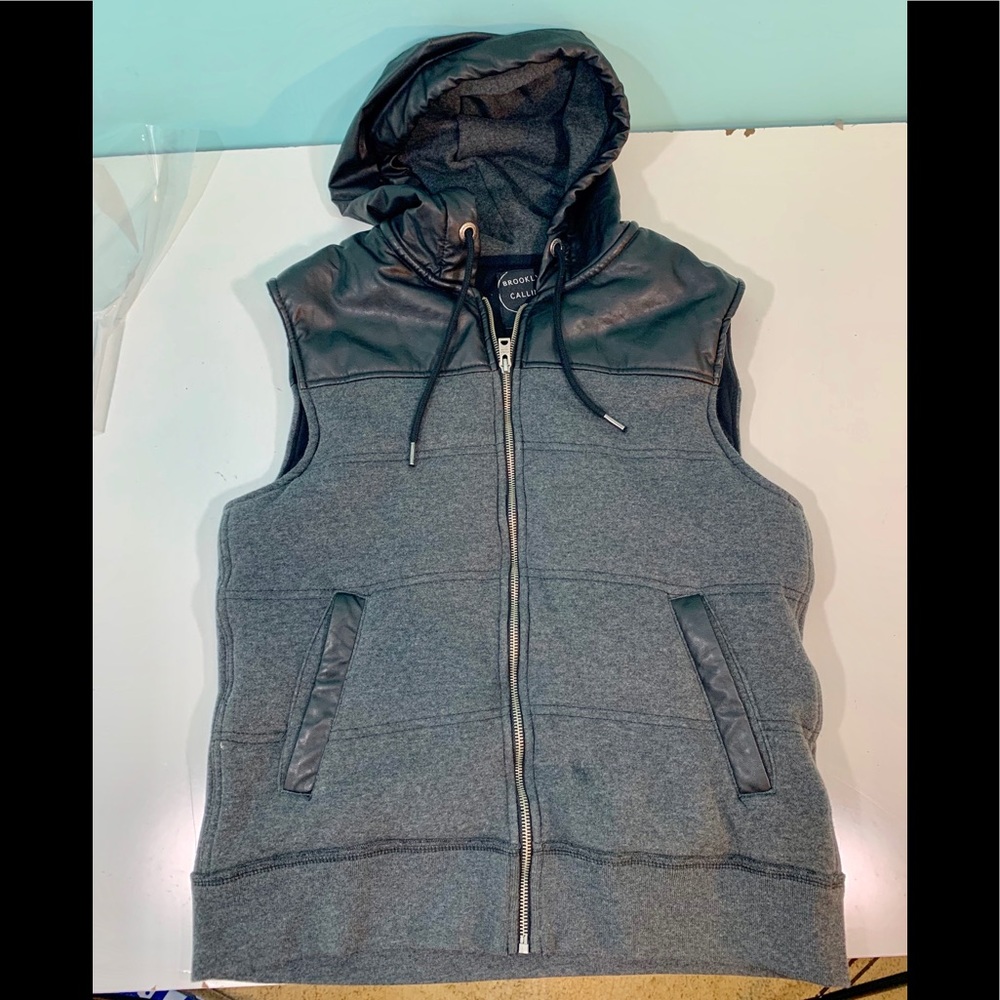 Brooklyn Calling Gray Black Hoodie Vest B1670